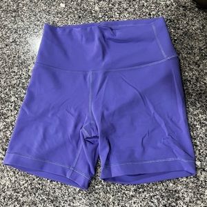 Wunder train short 6 inch